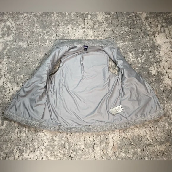 Patagonia Gray Fleece Vest - Picture 3 of 5